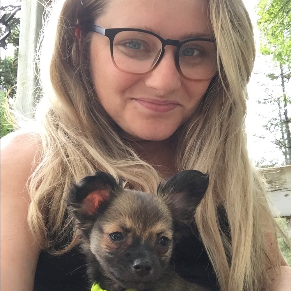 Meet your Posher, Stephanie